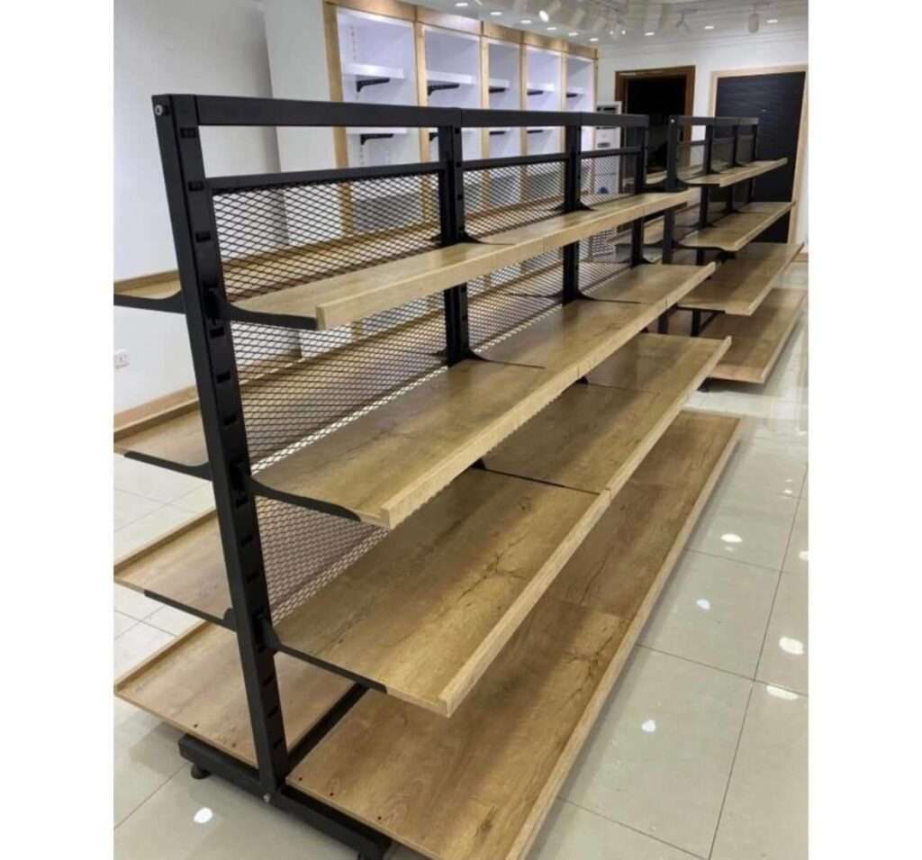 מדפים מעוצבים לחנויות